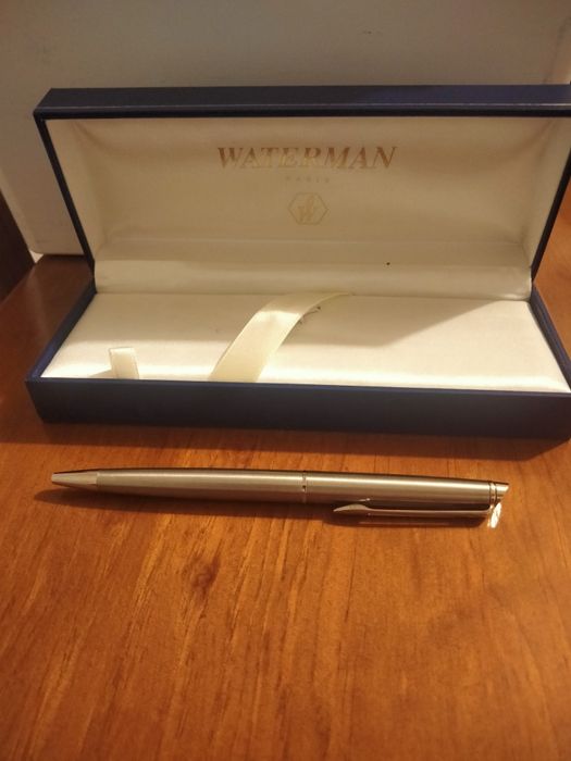 Caneta waterman com caixa