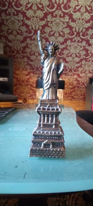 Posążek Statutuły Wolności