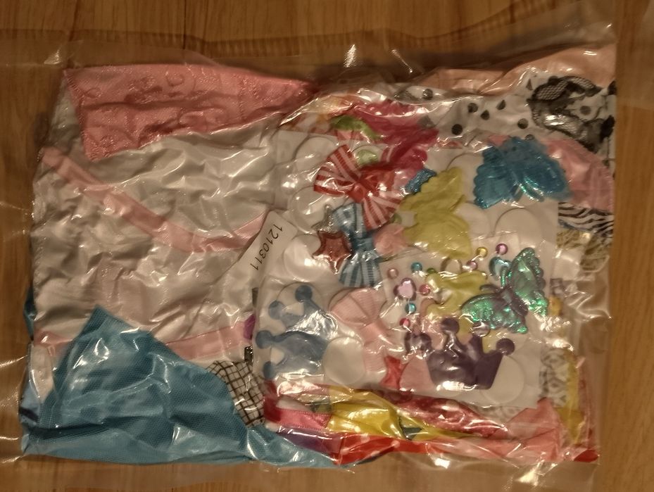 Ubranka dla lalek zafoliowane