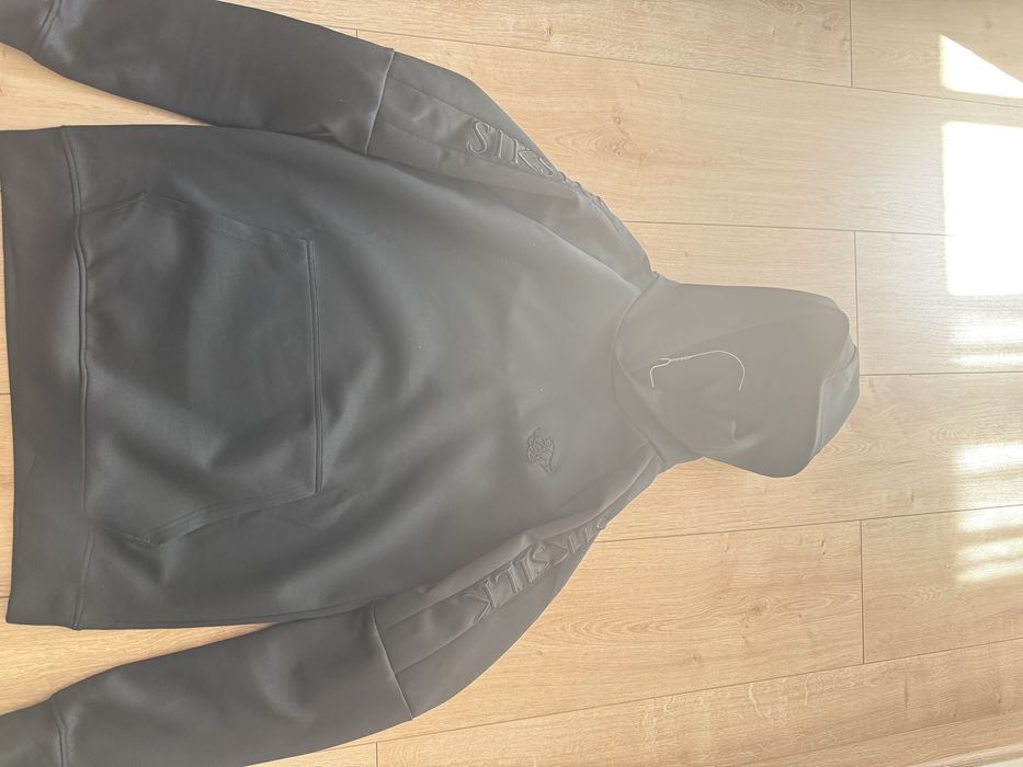 Fato de treino SikSilk preto – completo (hoodie + calças) como novo