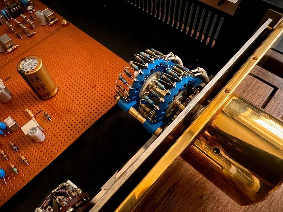 Przedwzmacniacz z Restek Drabinka rezystorowa Op-ampy Preamplifier Pre