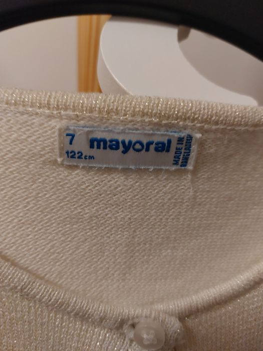 Casaco de malha fina da Mayoral, ideal para ocasiões especiais