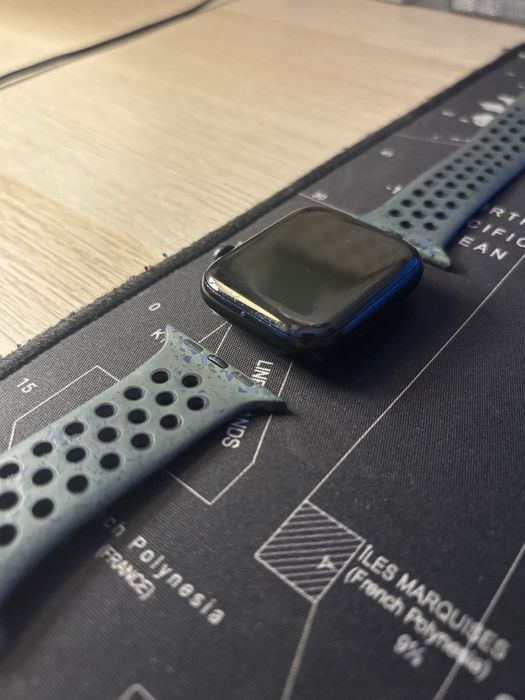 Apple Watch SE 2 44mm LTE Cellular 92% baterii