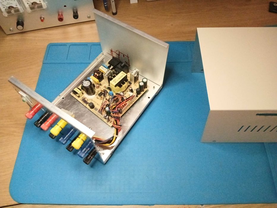Fonte de Alimentação 5V12V 1A-4A (em "kit")