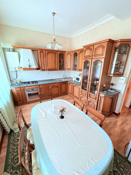 Продам шикарту квартиру « сталінку» у Кременчуці