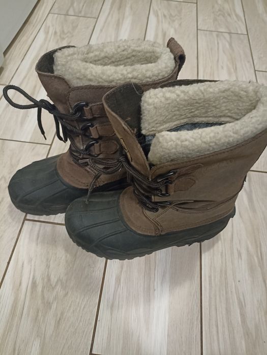 Продам зимове взуття Adventuridge 36-37