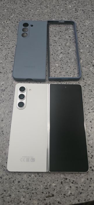 Samsung Z fold 5 12/512