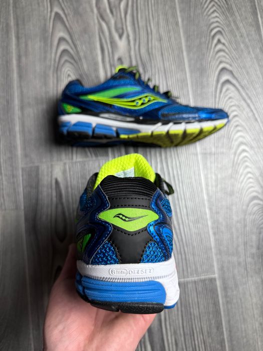 Мужские кроссовки Saucony Progrid 8M размер 42,5 стелька 27