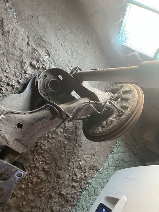 Продається задня балка до Skoda Octavia Tour 1998