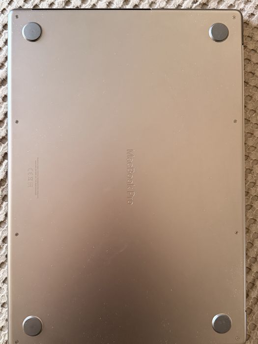 Macbook pro 16” M4 Pro 24gb ram