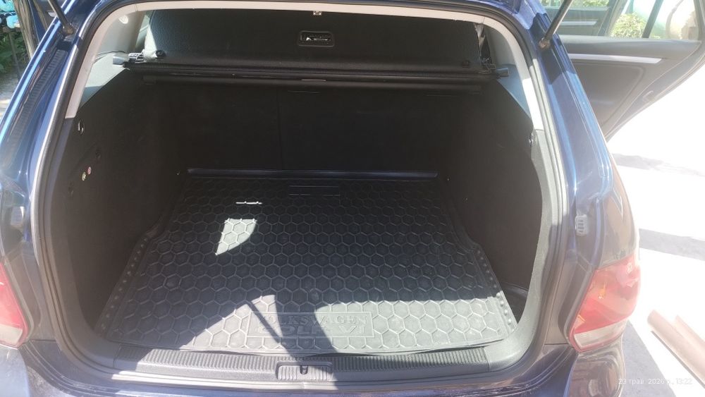 Volkswagen Golf VI