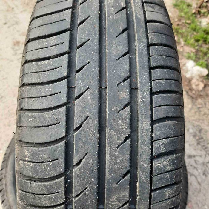 Шини 195/65/15 продати