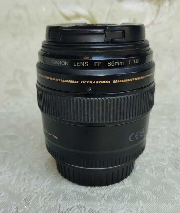 Canon EF 85мм ф1.8