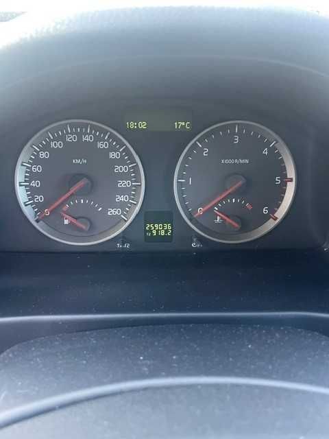 Bom e Barato Volvo C30 1.6D