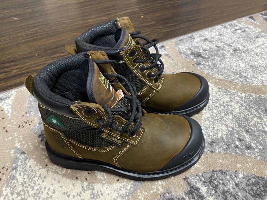 Взуття чоловіче ботінки