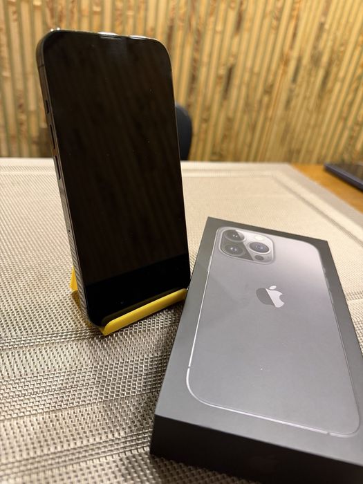 Продам ідеальний Iphone 13 pro 256gb