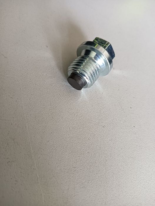 Nowa śruba spustu oleju z magnesem Simson sr50 s51