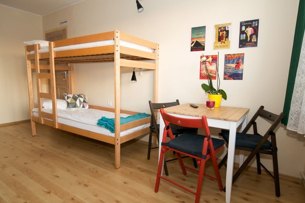 Hostel pokoje WARSZAWA - Marki, Wola, Praga. Размещение в ВАРШАВЕ