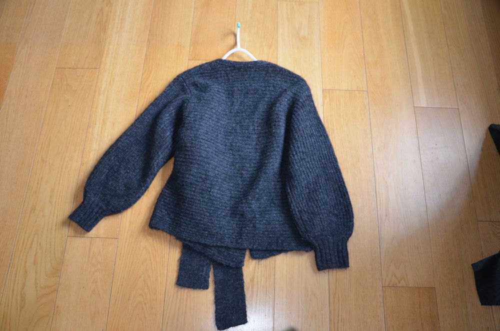 sweter/kardigan COS r. S wool wełna