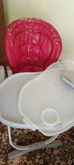 Годувальний столик chicco