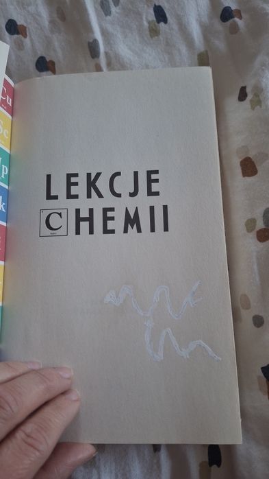 Lekcja chemii, Bonnie Garmus