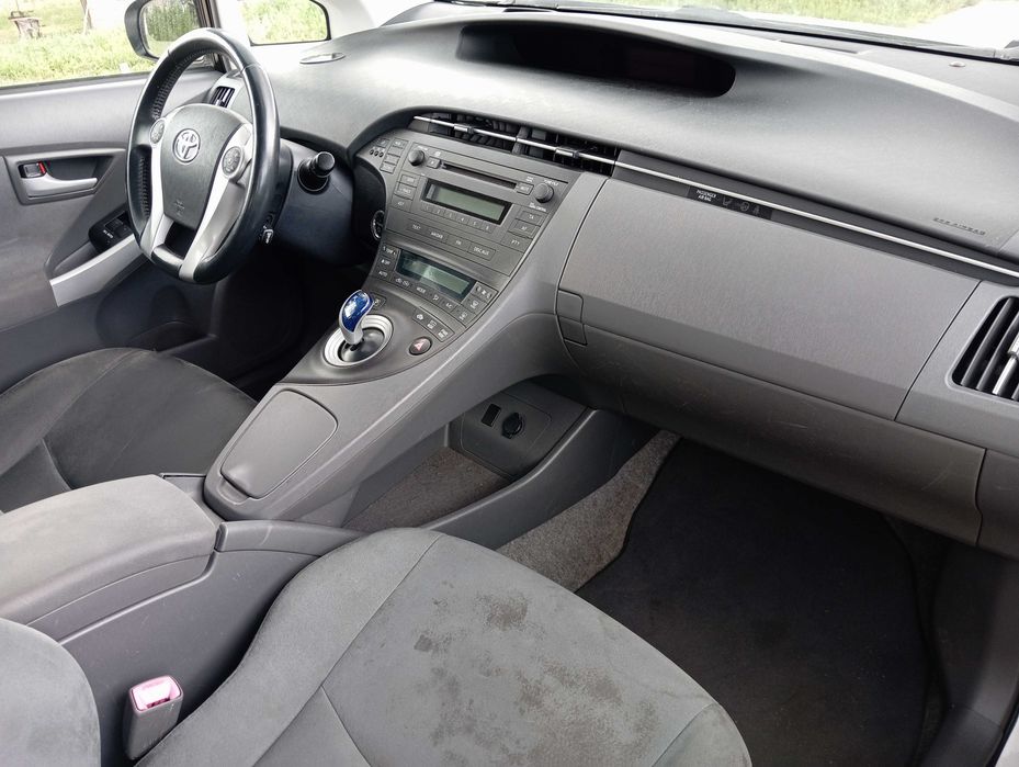 Toyota Prius 1.8  Hybryda III rok 2010