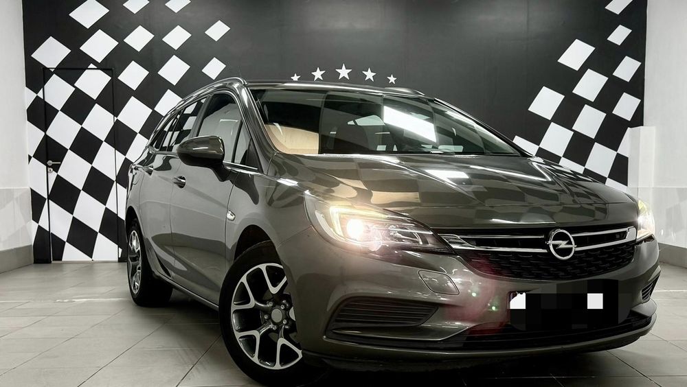 Opel astra sport tourer