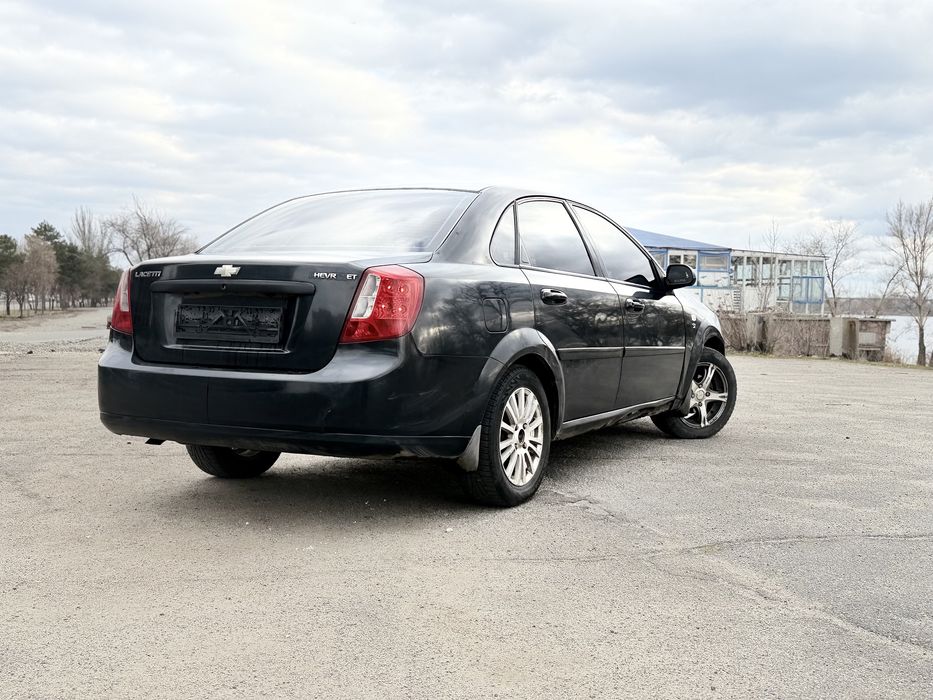 Продам Chrvralet Lacetti