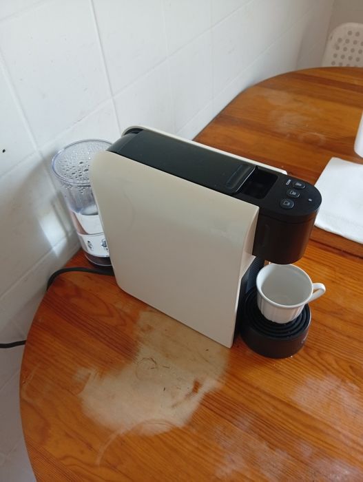 Vendo uma cafeteira