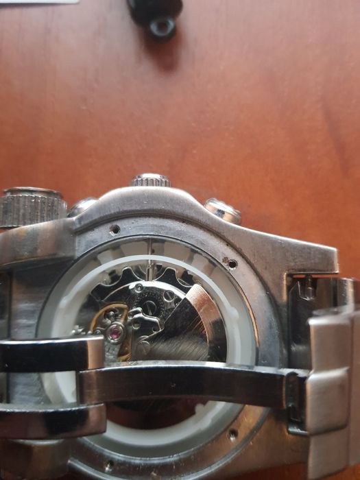 Продам наручний годинник