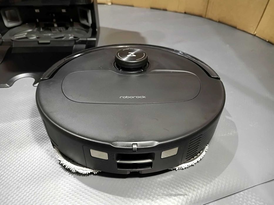 Robot sprzątający odkurzacz Roborock Qrevo Master CZARNY 10000Pa