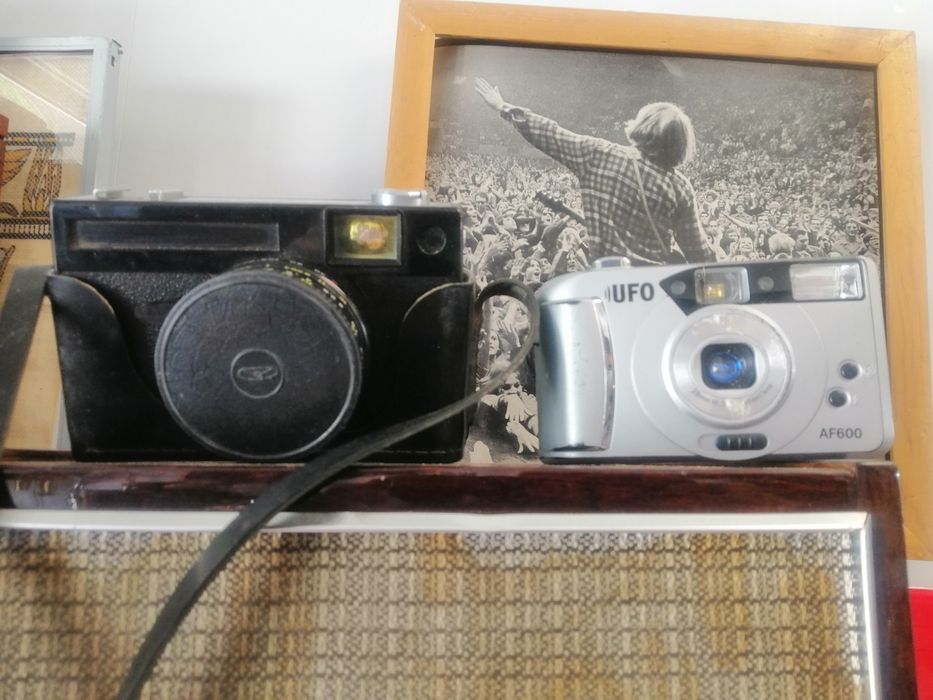 Продам фотоапарат 2шт