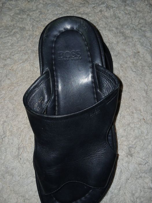 Шльопанці HUGO BOSS продам