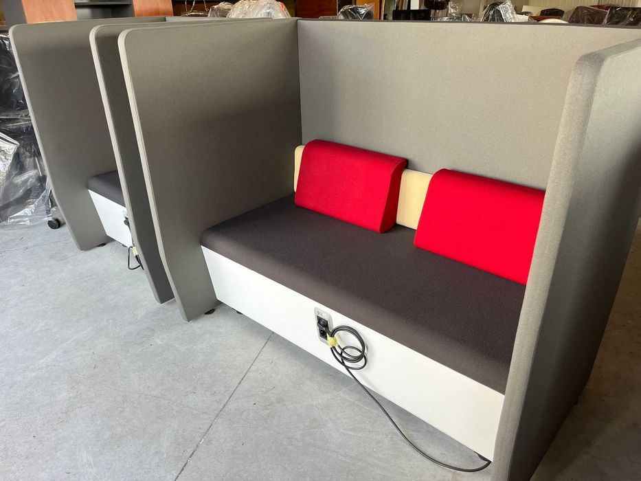 Sofa budka akustyczna Haworth LTB Lounge moduł z funkcją wyciszenia
