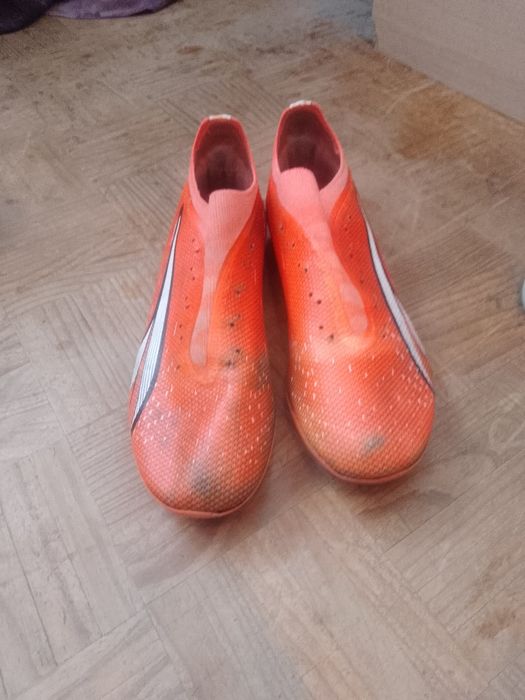2 Chuteira da marca puma