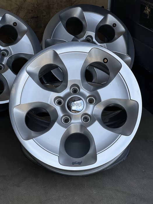 Диски 5 127 R18 Jeep Wrangler Grand Cherokee Dodge Journey SXT