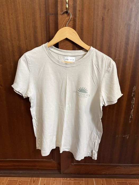 T-shirt feminina (M-38)