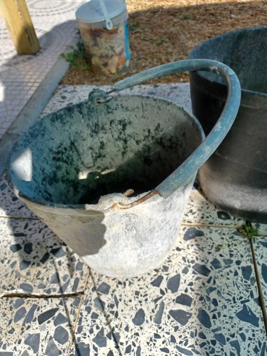 Plastic buckets for construction64409143582082121