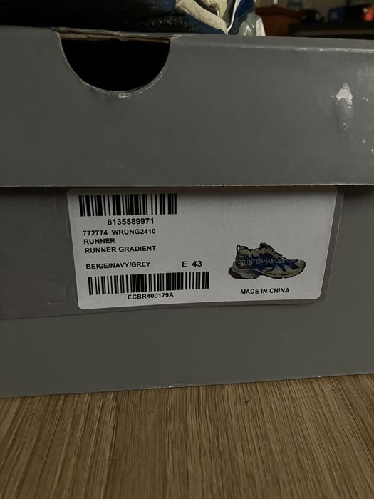 Balenciaga Runner gradient