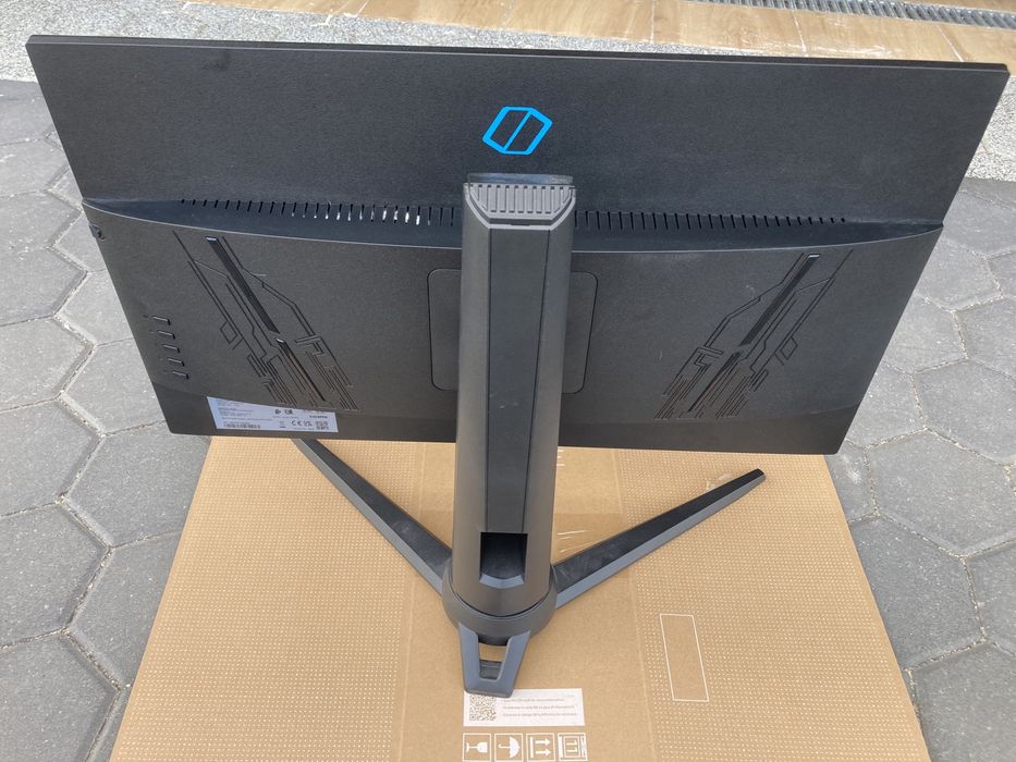 Monitor 27 cali 144Hz samsung