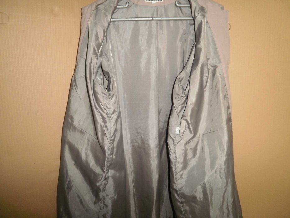 Плащ женский, короткий