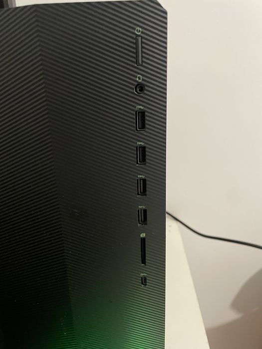 Pc gamer da hp em otimo estado roda bastantes jogos    Intel Core I5 -10400F NVIDIA Ge force GTX 1650 SUPER 8gb RAM- 2667MHz ssd 512gb