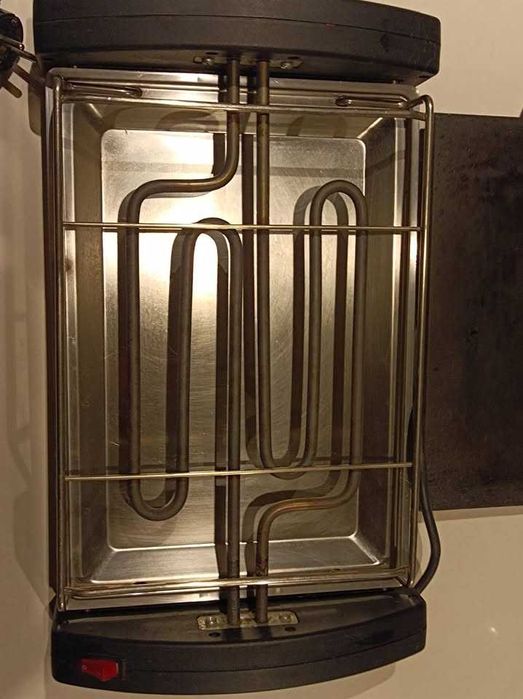 grelhador eletrico (com pedra) marca Ufesa