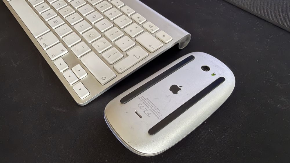 Apple Magic Mouse – Como Novo | Rato + Teclado Apple por apenas 40€