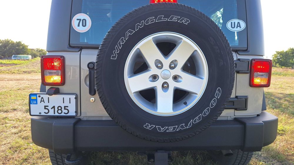 Jeep Wrangler 2016 VIN 1C4AJWAG9GL282101 фото оголошення 12 з 21