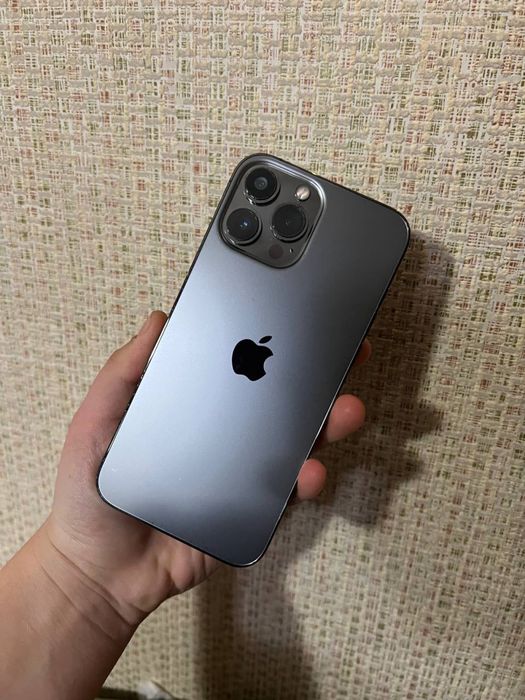 iPhone 13 pro max з дефектом