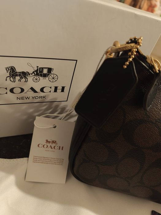 Bolsa Coach na Caixa