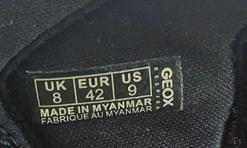 Босоніжки сандалі фірми Geox Respiraї0ї оригінал


Розмір по бірці:
E