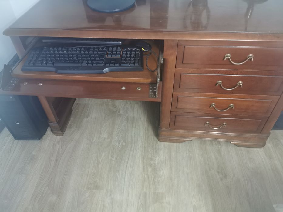 Secretária Madeira Maciça