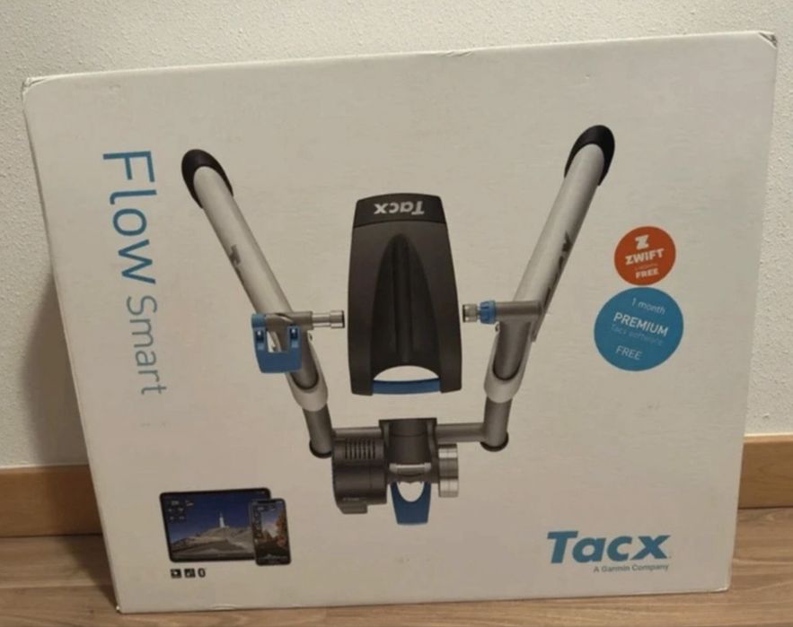 Rolo de atreino Garmin Tacx flow smart Selado